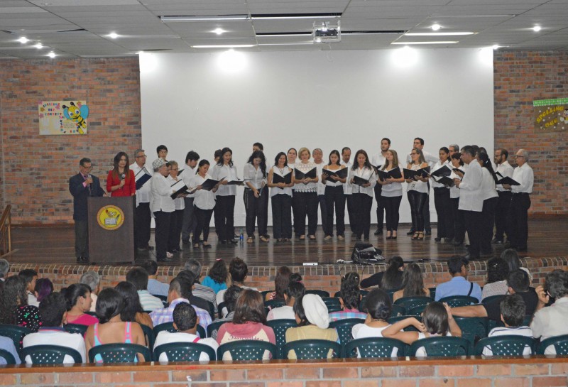 En el auditorio del Instituto Técnico José Elías Puyana fue inaugurada la Orquesta Polifónica de Floridablanca.